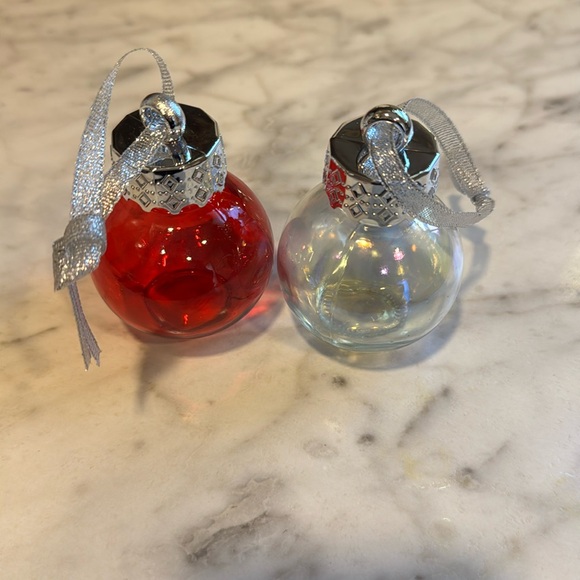⭐️ 2/$5 NWT set or ornament shot glasses - Picture 1 of 2